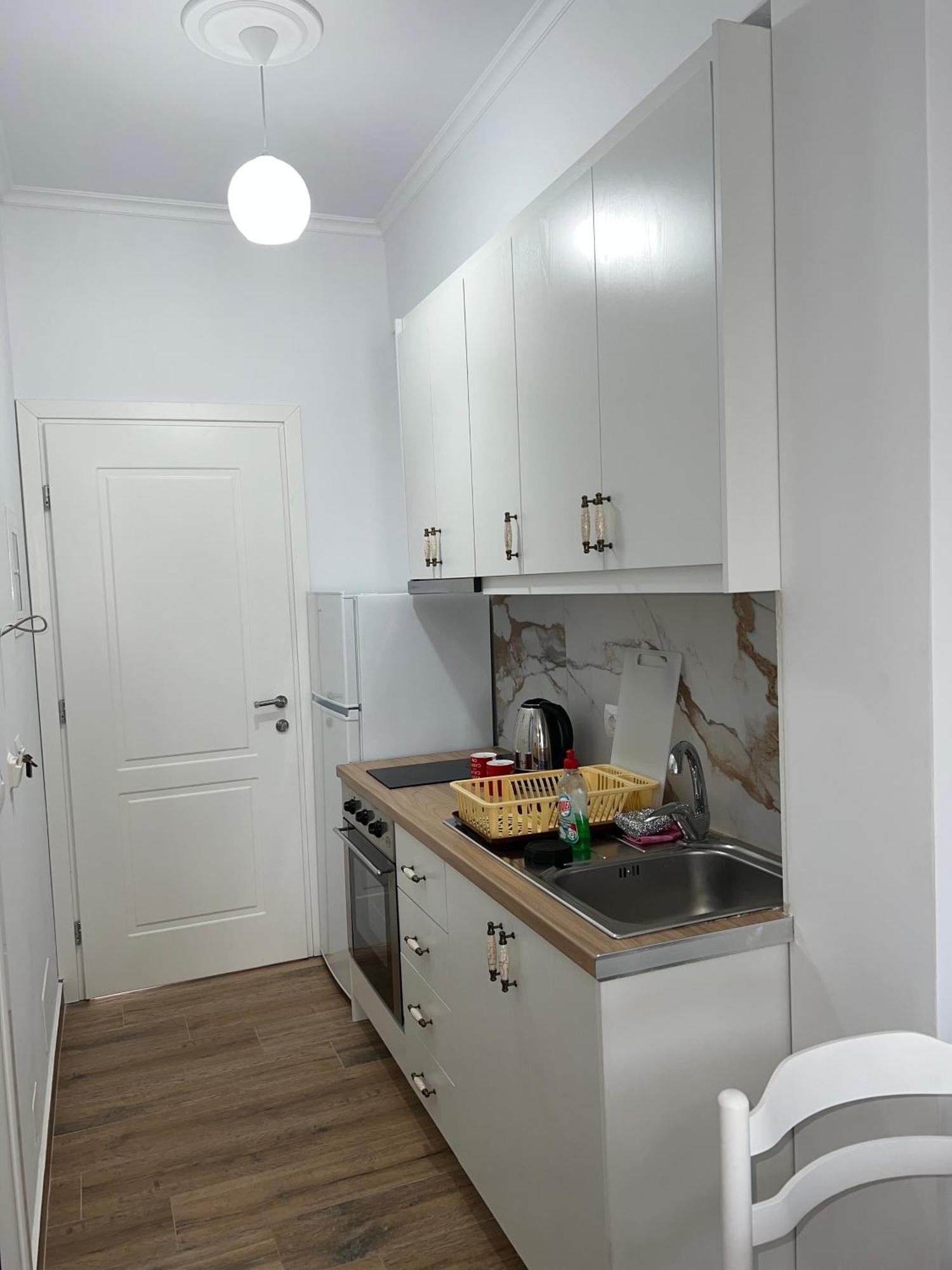 The Gwen Apartment Sarande Exterior photo