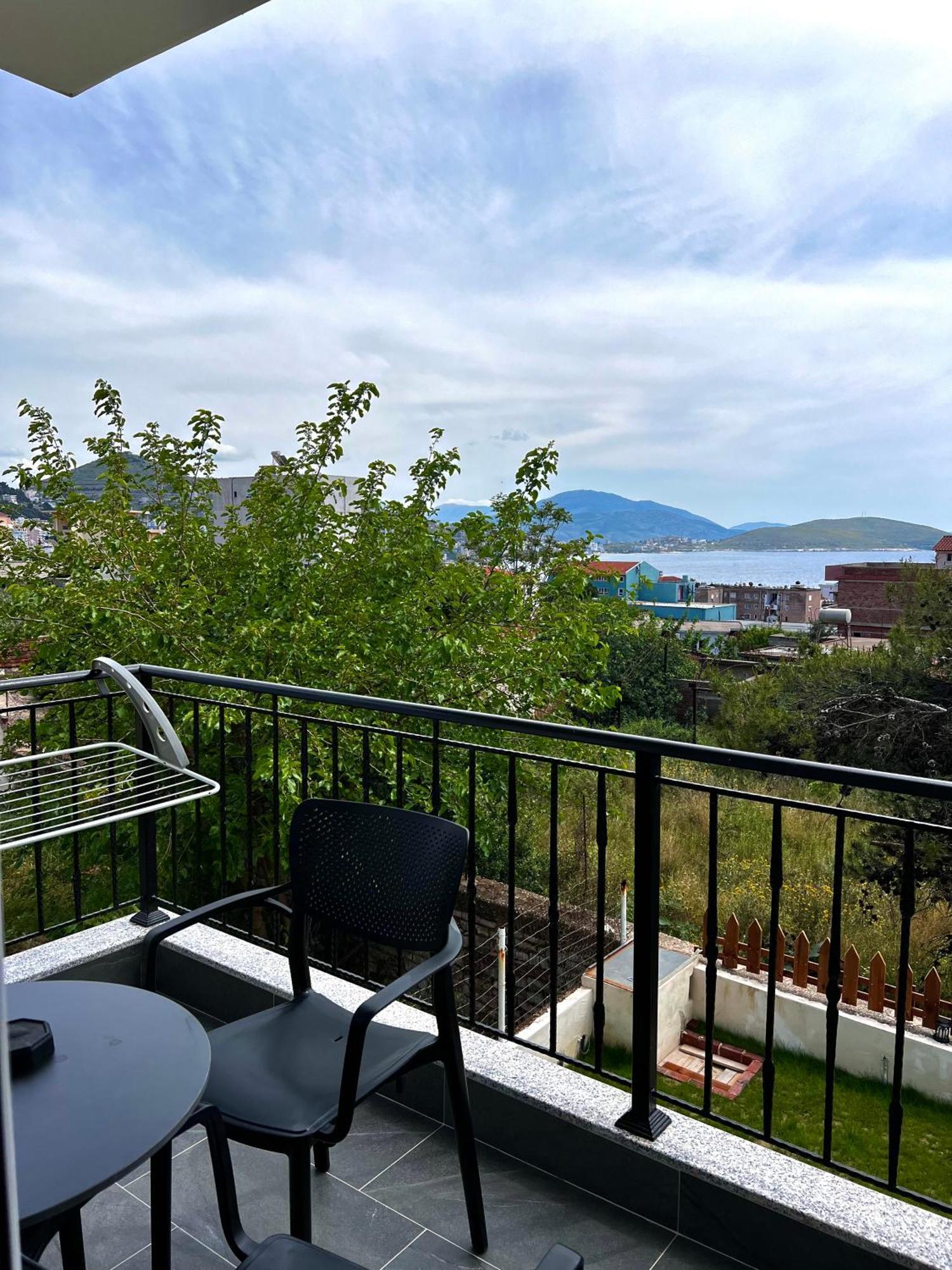 The Gwen Apartment Sarande Exterior photo